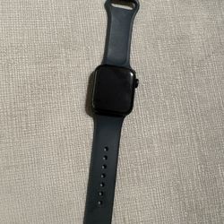 Apple Watch SE 