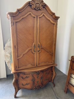 “Romweber” luxury Fairy Tale French armoire cabinet-chest-wardrobe in perfect condition