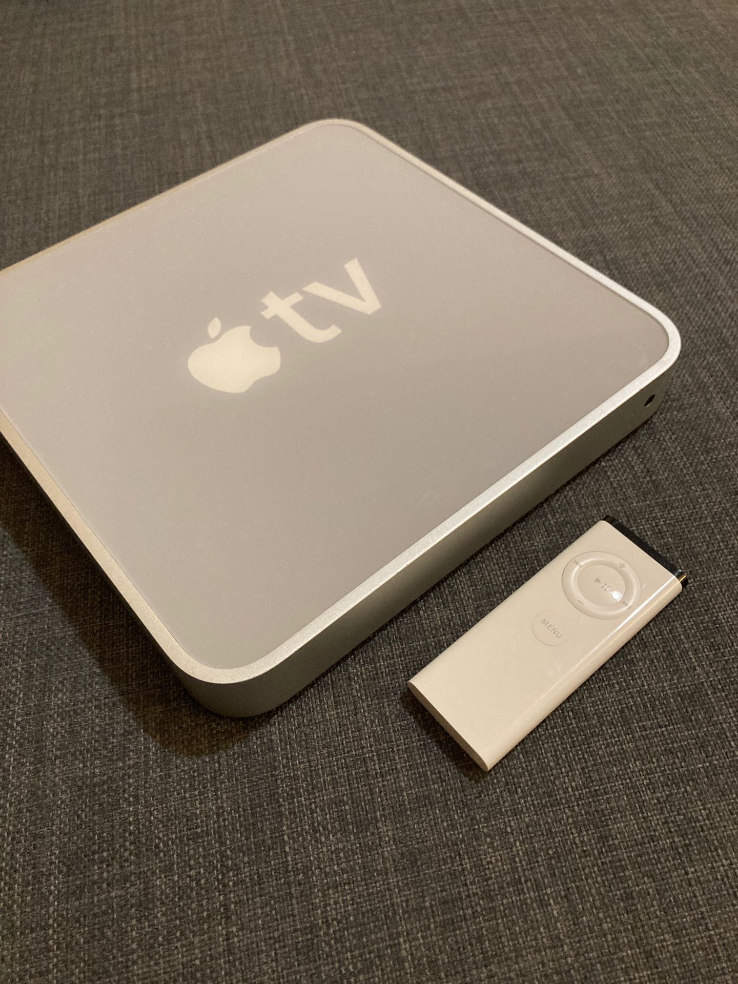 Apple TV 1 with remote and cables