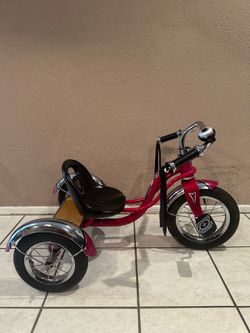 12” FRONT WHEEL SCHWINN ROADSTER CLASSIC TRICYCLE  (ages 2-4) HOT PINK COLOR IN GREAT CONDITION