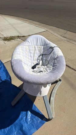 Baby bouncer