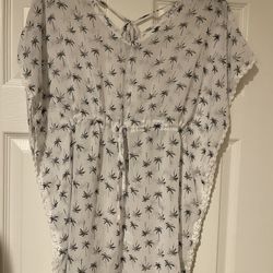 Girls Swimsuit Coverup Size M