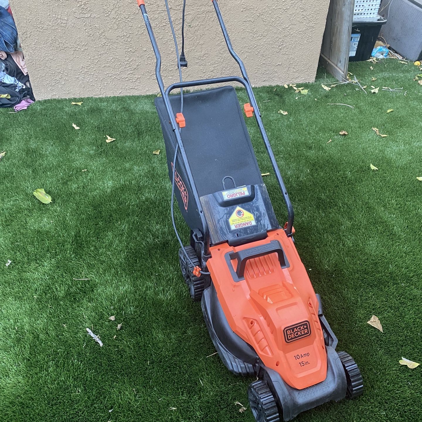 BLACK+DECKER Electric Lawn Mower, 12-Amp, 17-Inch, Corded (BEMW482ES) for  Sale in Cleveland, OH - OfferUp