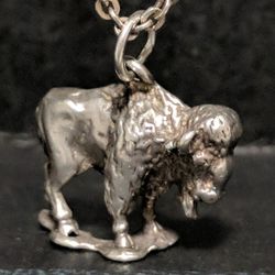 Vintage Sterling Silver Buffalo Pendant – Solid Silver