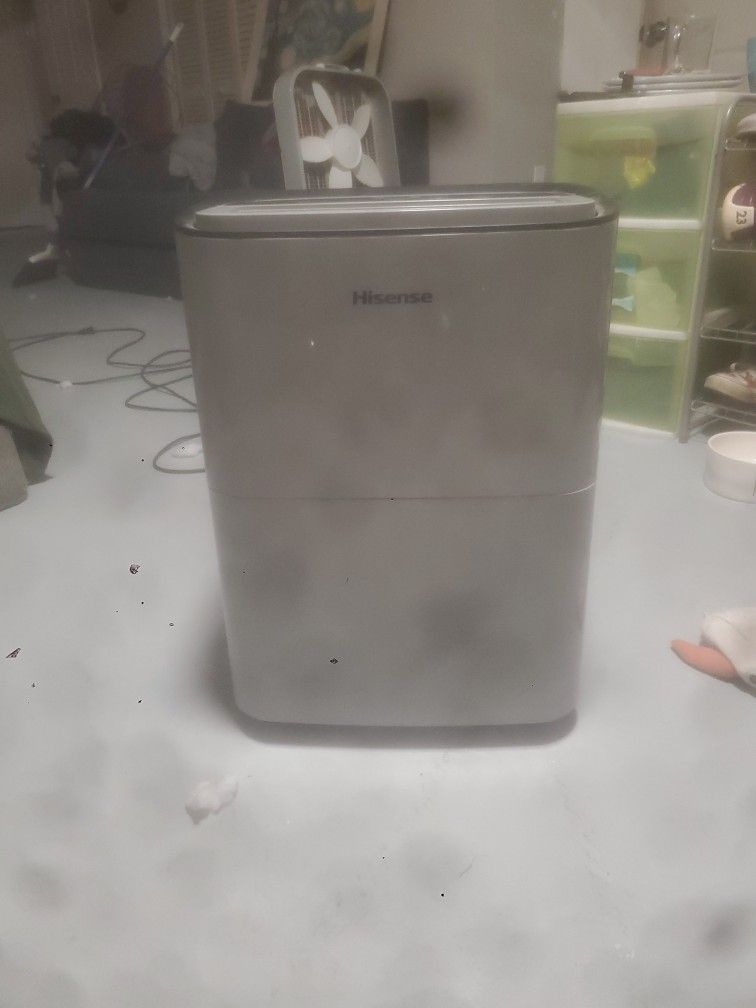 Dehumidifier 