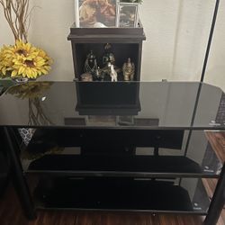 Tv Stand In Excellent Condition 