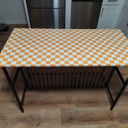 Kitchen Island/Table With Stools 