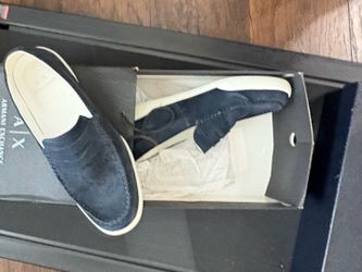 Armani Exchange suede size 10