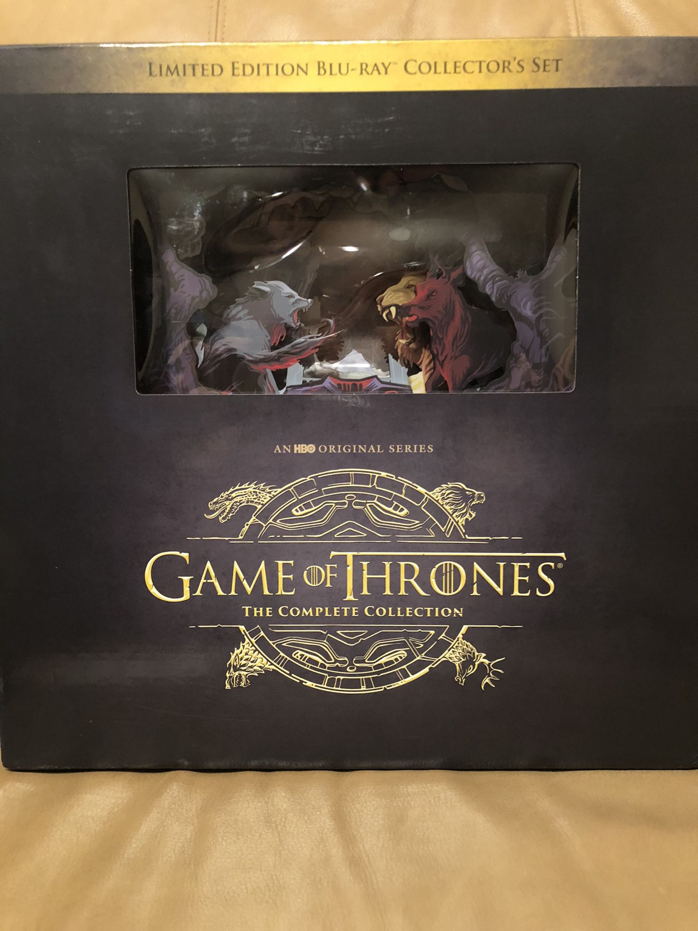 Game of Thrones: The Complete Collector's Set [Blu-ray]