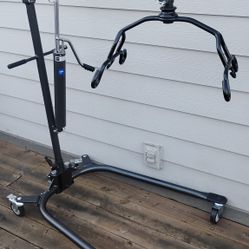 Like New Medline Manual Hydraulic Patient Lift 400 LBS Max # MDS88200D