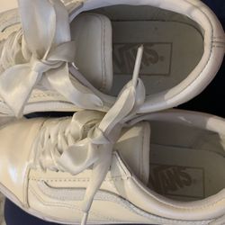 Van Pearl White Sneakers 
