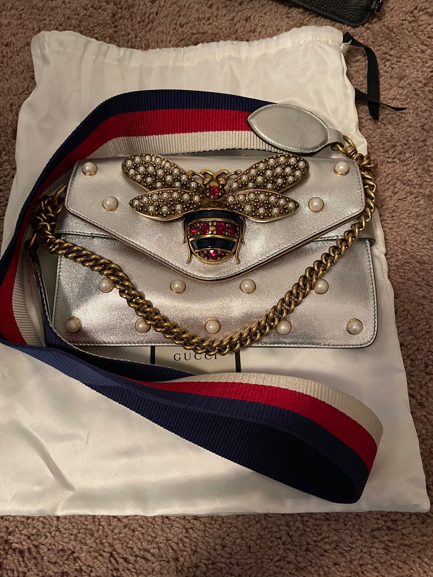 Gucci White Faux Pearl Studded Calfskin Mini Broadway Bee Shoulder Bag Aged  Gold Hardware Available For Immediate Sale At Sotheby's