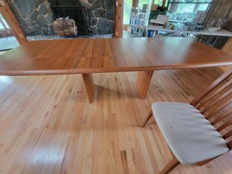 Benny Linden Teak Dining Room Table