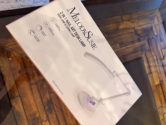 Melodysusie desk lamp