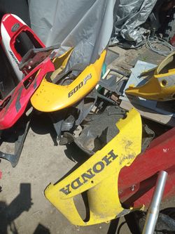 All Type Of HONDA CBR PARTS MOST ARE FOR A 1000