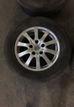Porsche Cayenne Stock Rims / Wheels / Tires