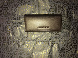 Michael Kors wallet