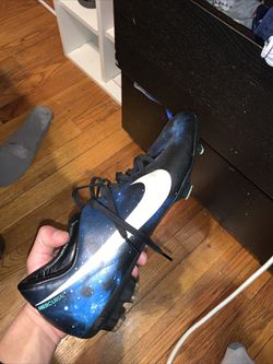 Soccer Cleats Cr7 for Sale in Brooklyn, NY - OfferUp