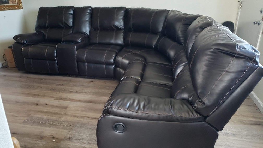 Recliner/Sectionals