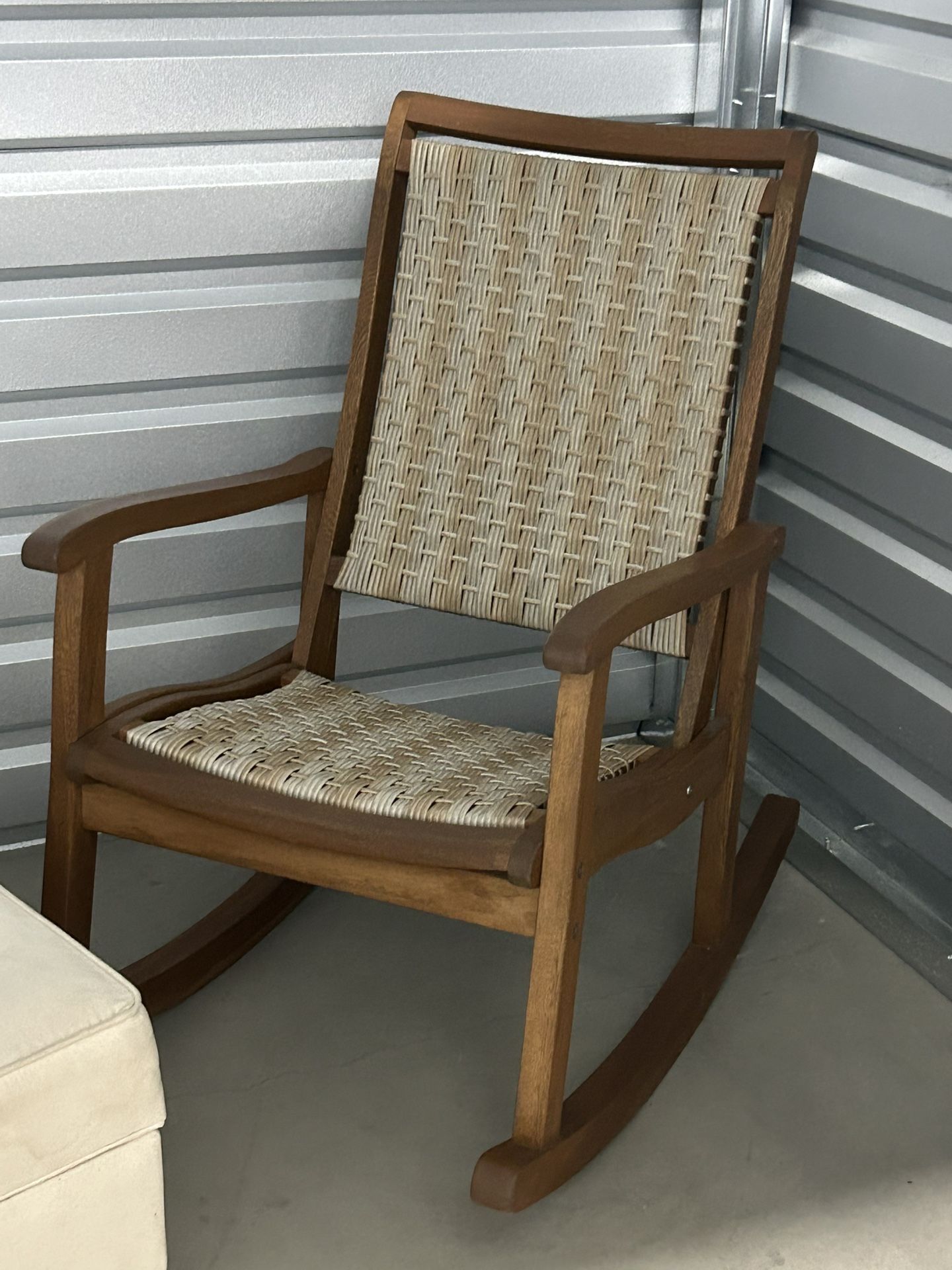 Rocking chair
