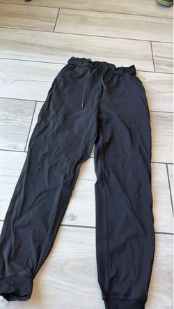Lululemon black pants