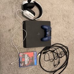 1TB PS4 Slim with controller, headset and modern warfare 3
