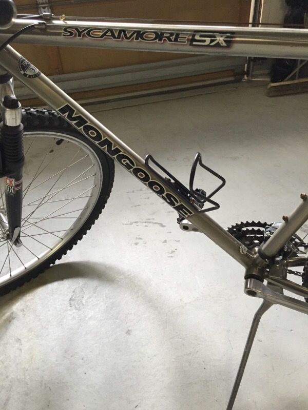 mongoose sycamore mountain bike