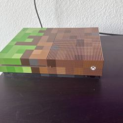 Limited Edition Minecraft Xbox One