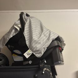 Graco Car Seat And 2 Bases