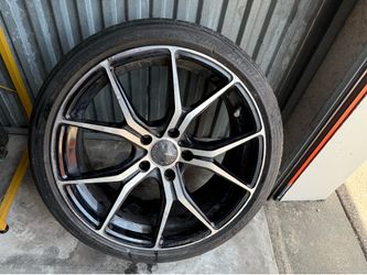 VELSEN WHEELS  3  18inch wheels and tires. $200