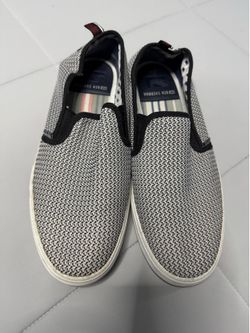 Casual shoes size 9.5 Mens
