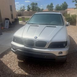 2001 Bmw  X5. (not Running)