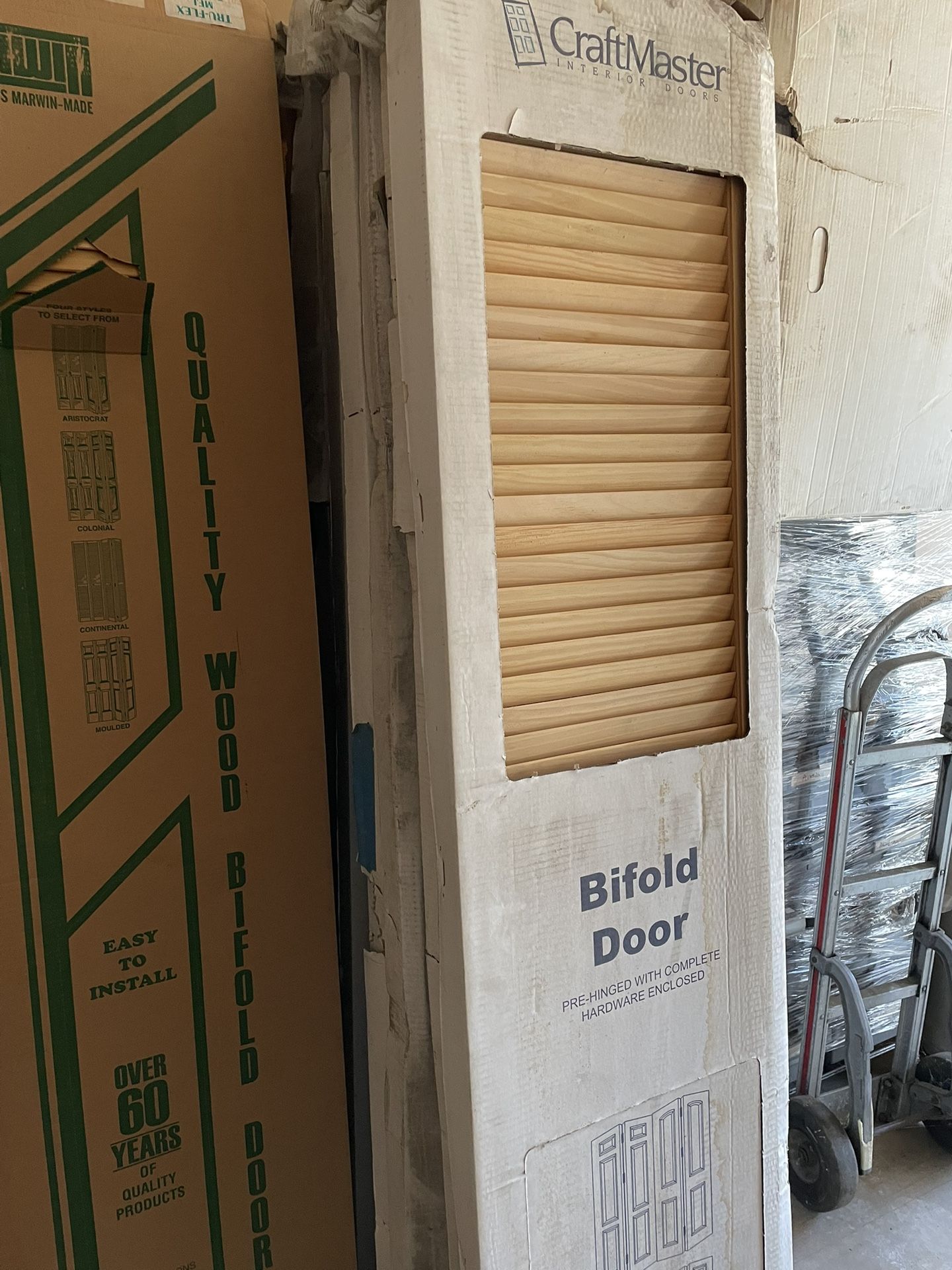 Louvered & Panel Bi-fold Doors 3’0 2’8” And Others