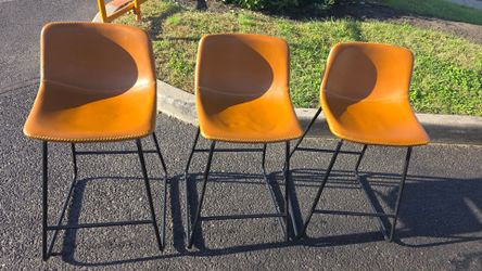 Set of 3 Chairs – Good Condition