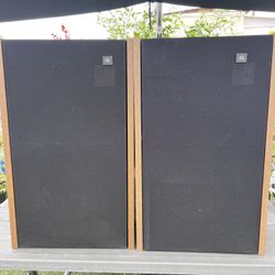 JBL J325 Bookshelf Speaker Pair