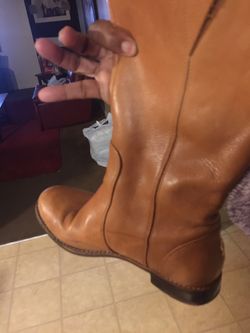 Size 6 Sperry riding boots