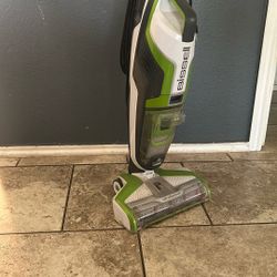 Bissell Vacuum/mop Combo