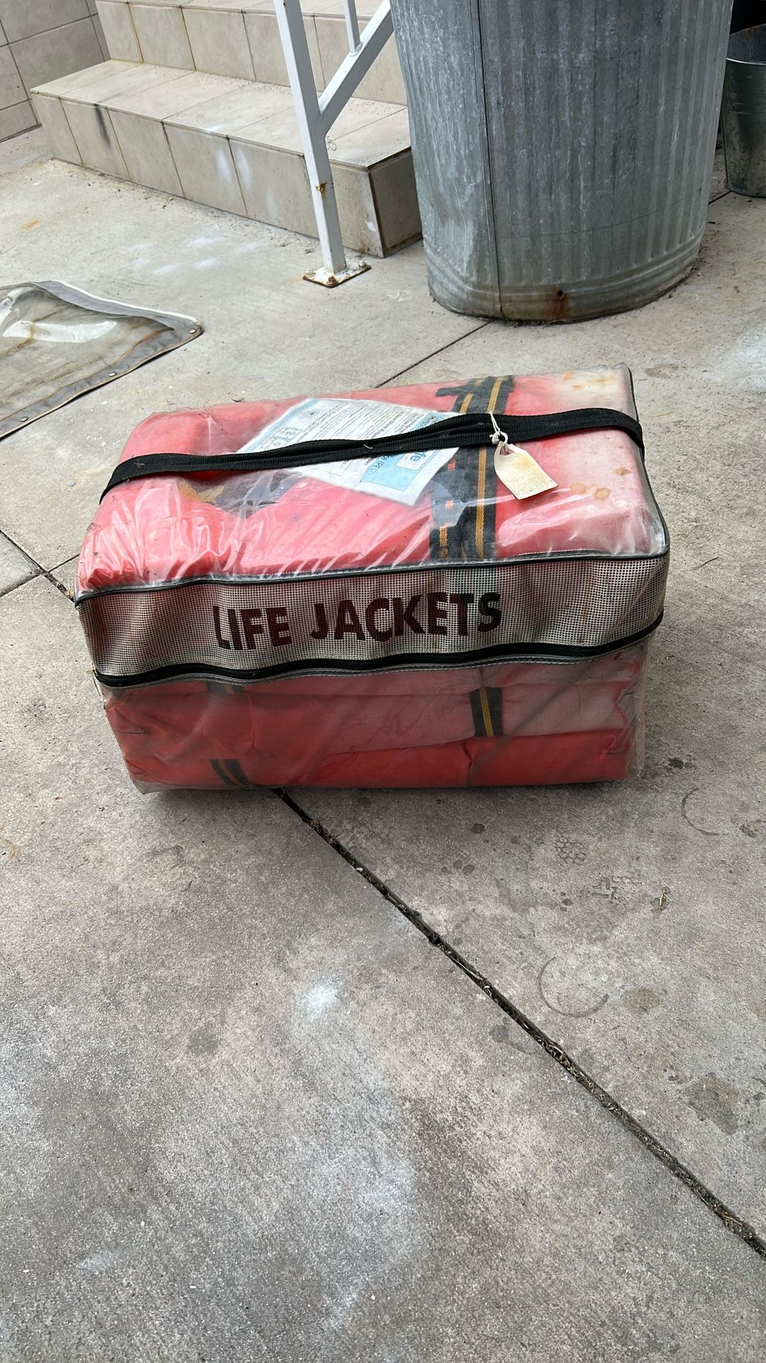 4 Large Life Jacket