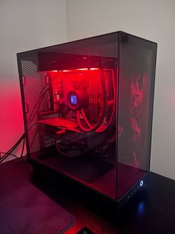 NZXT Gaming PC - RTX 4070 Ti / Ryzen 7 5800X / 64GB RAM - Light Use