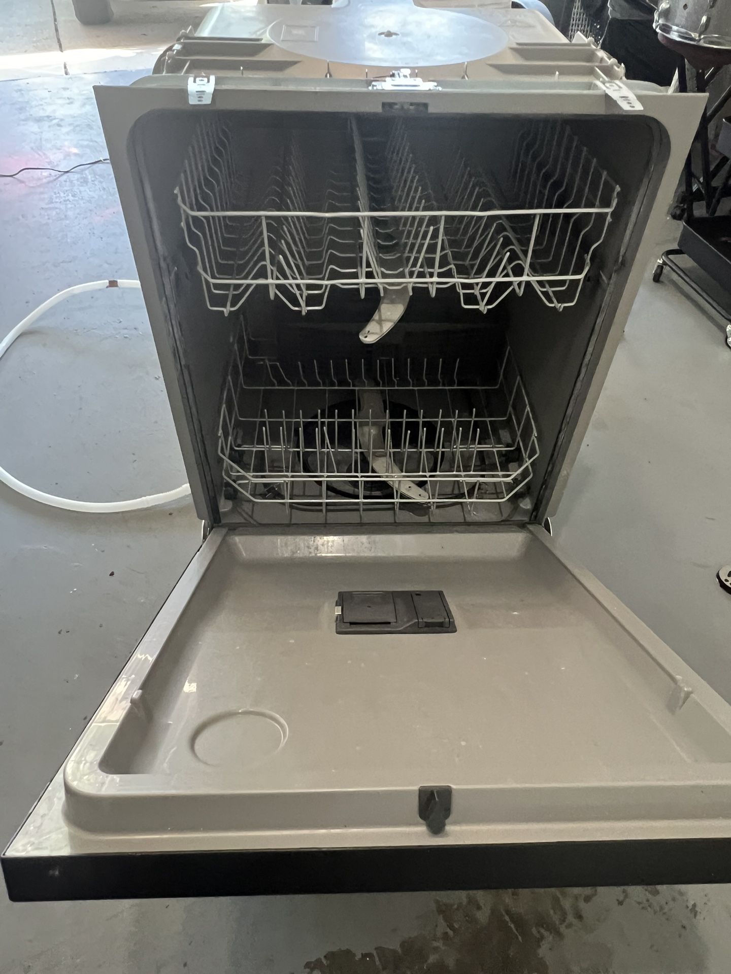 LG DISHWASHER N’ Refrigerator FREE DELIVERY 