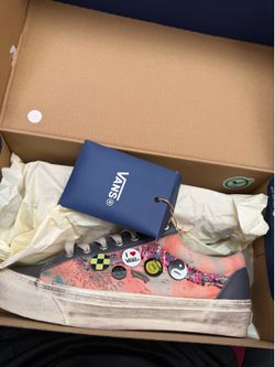 Souvenir pink vans