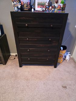 Dresser