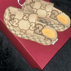 Gucci Platform Slides