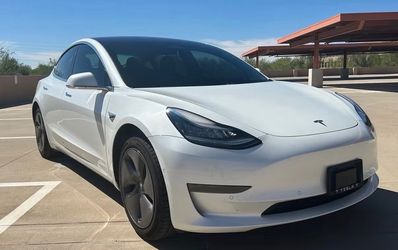 TESLA MODEL 3 2020