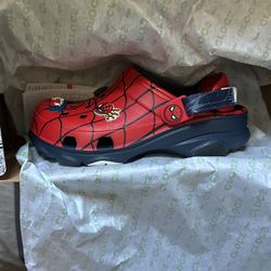 Spiderman Crocs C12