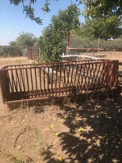 Cattle Feeder