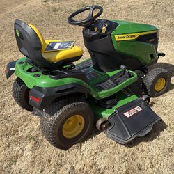 John Deere, riding lawnmower S240 48” Deck