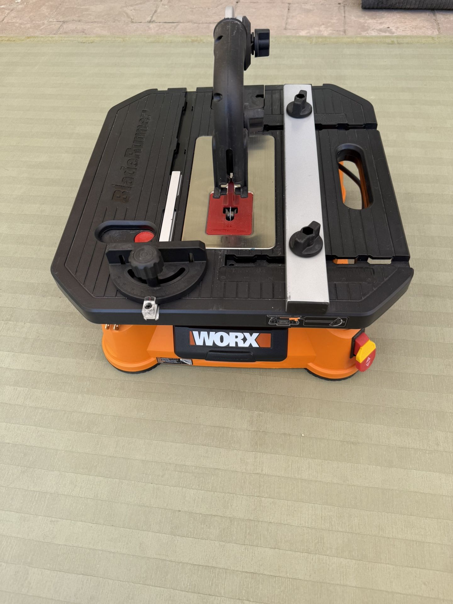 Worx BladeRunner X2 portable tabletop saw, WX572L