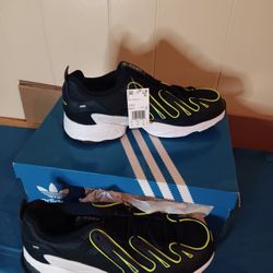 Adidas Men's Size 13