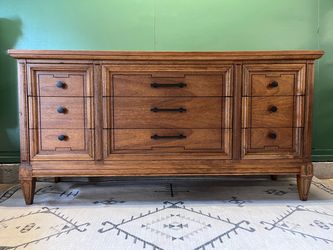Dixie brand vintage 9 drawer dresser